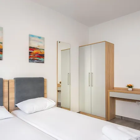 Apartments Morena Makarska Room photo