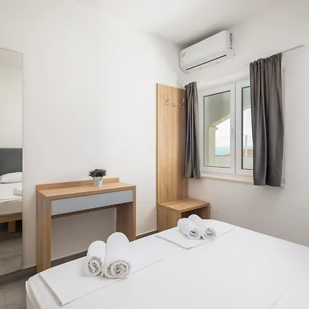 Apartments Morena Makarska Room photo