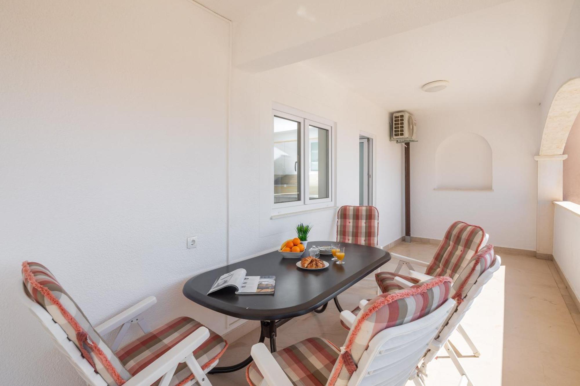 Morena Apartment Makarska